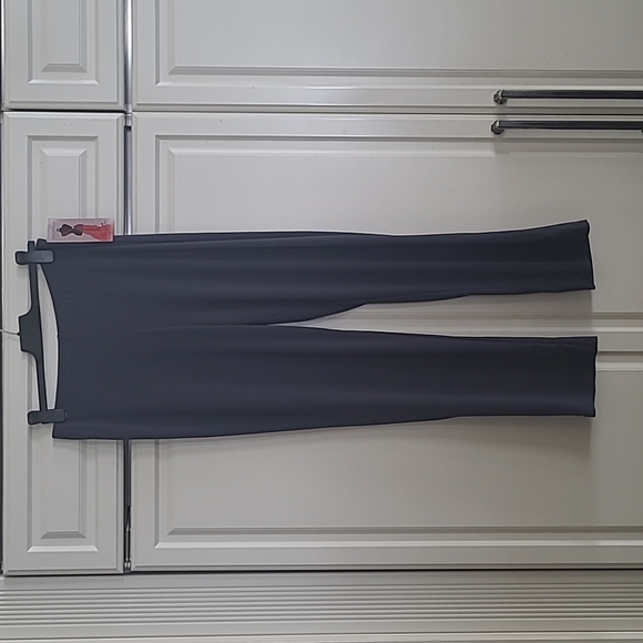 Nina Leonard, Size Large, Miracle Matte Jersey Pants - Picture 1 of 3